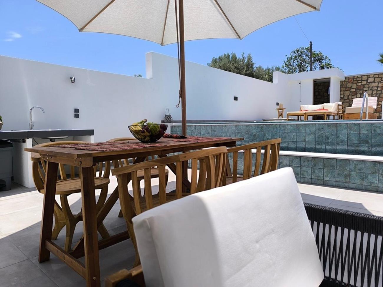 Valantina'S & Mannouel Lardos Luxury Villas Exterior foto